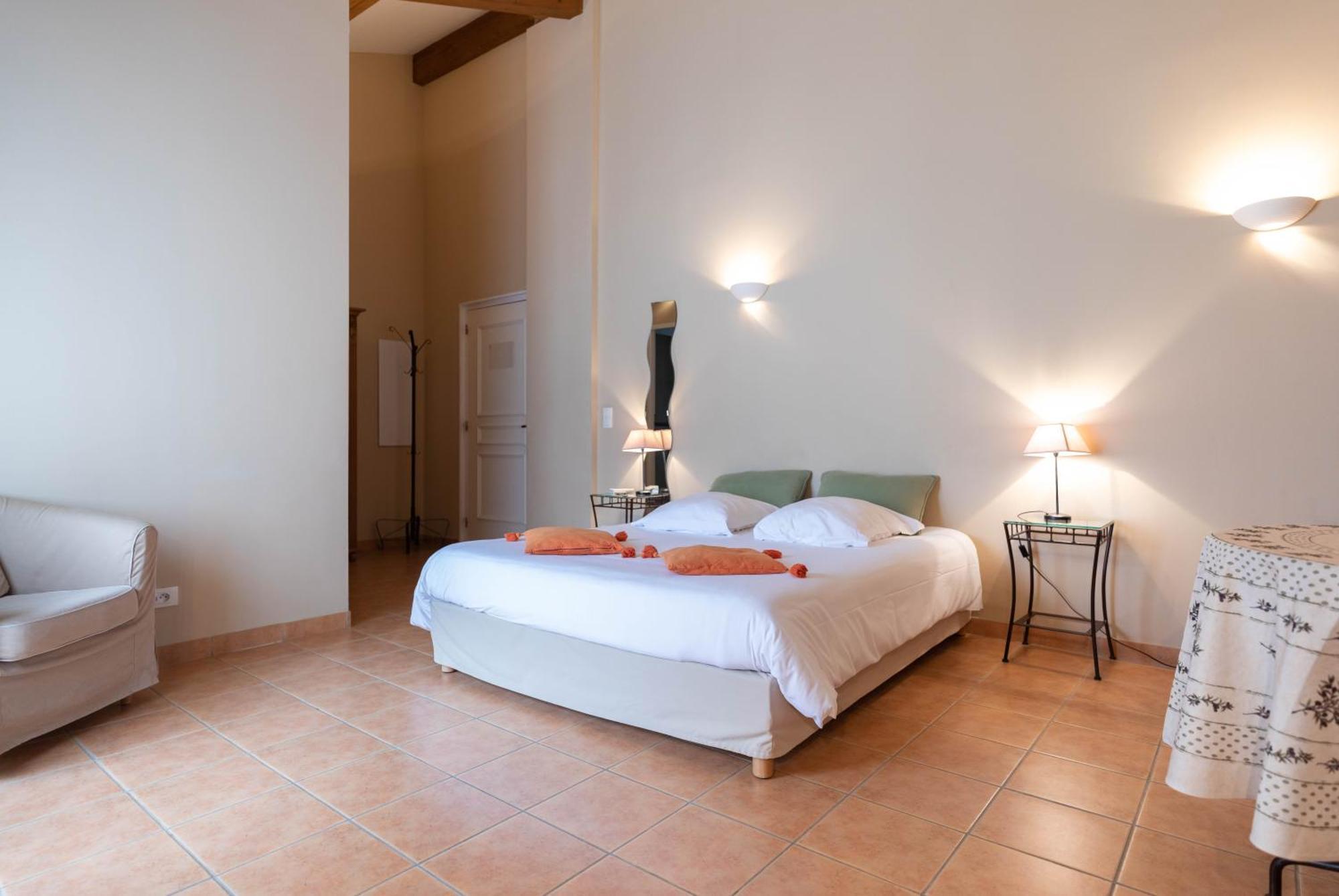 Le Relais Du Grand Logis Mirabeau (Vaucluse)